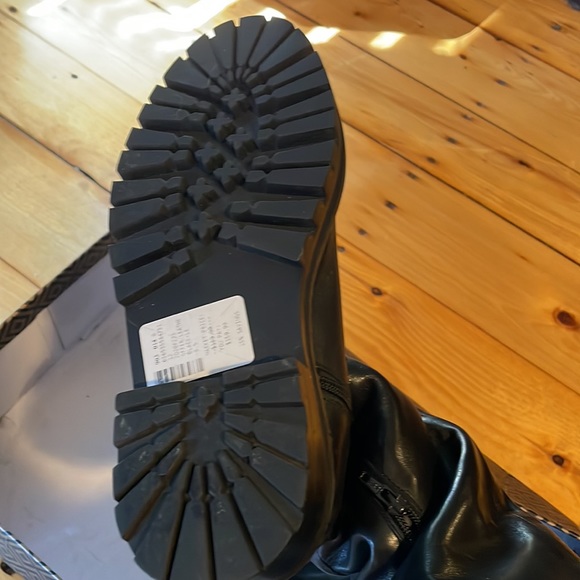 Charles David leather boots - Picture 4 of 6